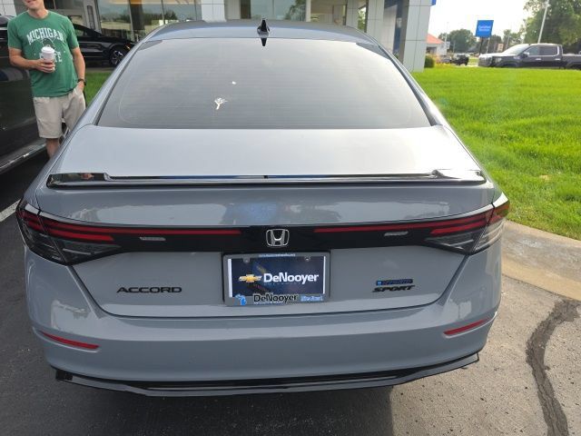 Used 2026 Honda Accord Sport image 4