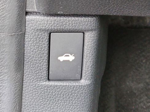 Used 2023 Honda Accord LX image 22