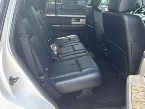 Used 2017 Ford Expedition Limited w/ Equipment Group 301A AWD/4WD image 40