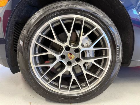 Used 2018 Porsche Macan S AWD/4WD image 19