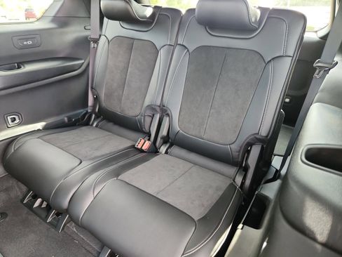 New 2025 Jeep Grand Cherokee L Altitude image 35