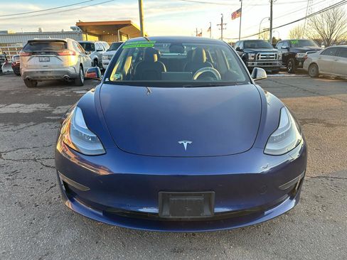 Used 2022 Tesla Model 3 Standard Range Plus image 2