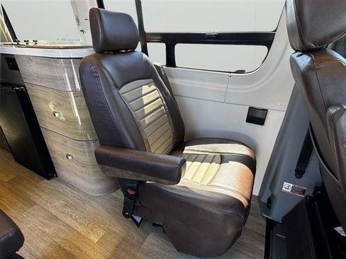Used 2017 Mercedes-Benz Sprinter 3500 image 26