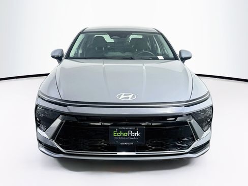 Used 2024 Hyundai Sonata SEL FWD image 2