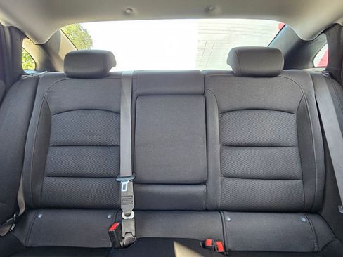 Used 2024 Chevrolet Malibu LT image 25