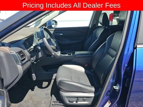 Certified 2023 Nissan Rogue SV w/ SV Premium B Package AWD/4WD image 6