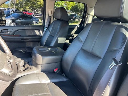 Used 2008 Chevrolet Silverado 2500 LTZ w/ Safety Package AWD/4WD image 14