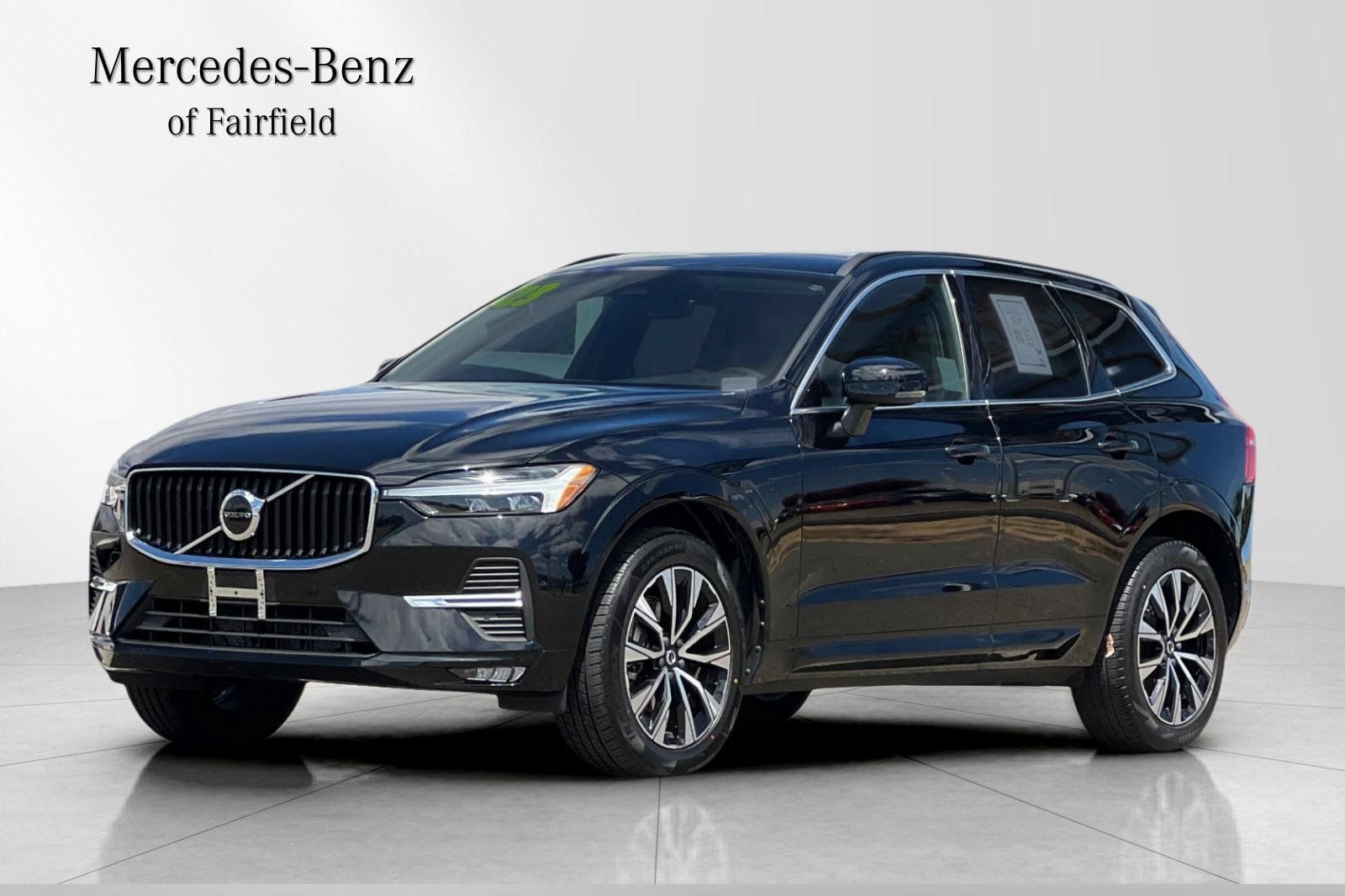 Used 2023 Volvo XC60 B5 Core FWD image 1