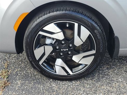 Used 2025 Kia Soul GT-Line image 31