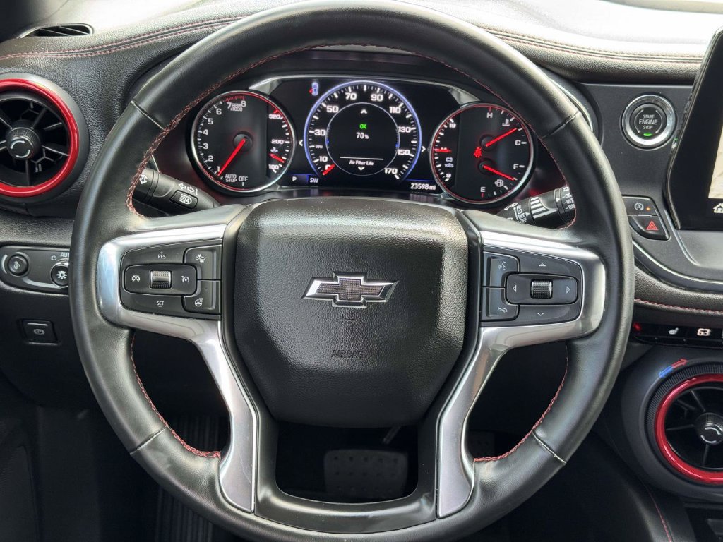 Used 2025 Chevrolet Blazer RS FWD image 11