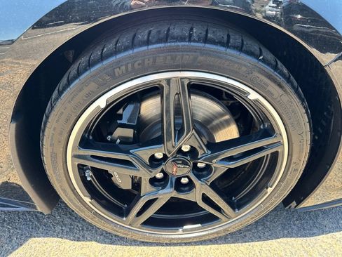Used 2023 Chevrolet Corvette Stingray Coupe w/ 1LT RWD image 37