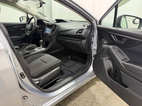 Used 2018 Subaru Impreza 2.0i AWD/4WD image 24