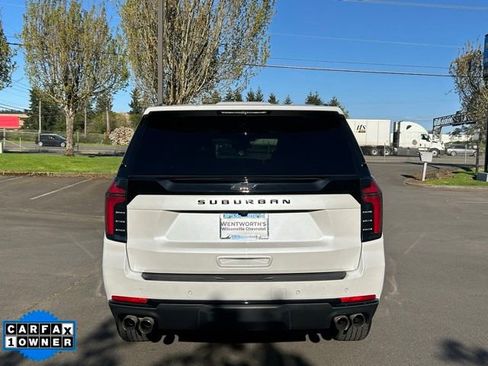 Used 2025 Chevrolet Suburban Z71 AWD/4WD image 6