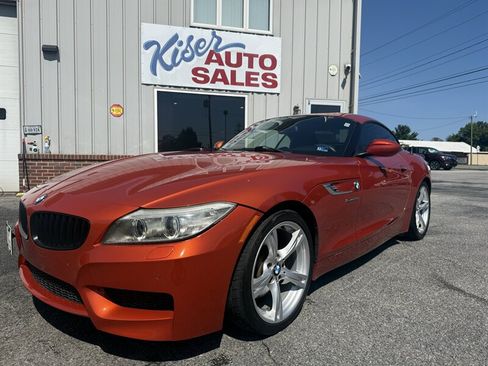 Used 2014 BMW Z4 sDrive28i RWD image 3