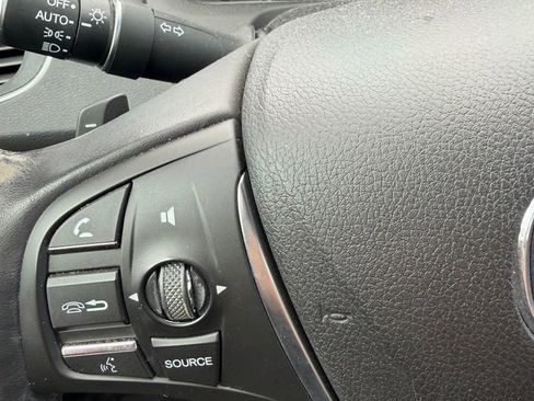 Used 2016 Acura TLX FWD image 16