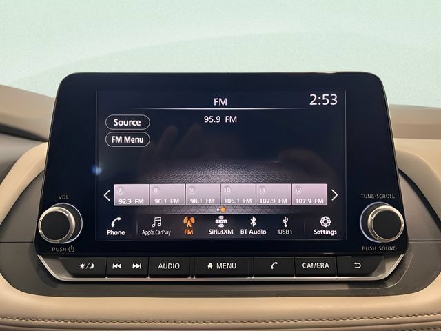 Used 2025 Nissan Rogue SV AWD/4WD image 18