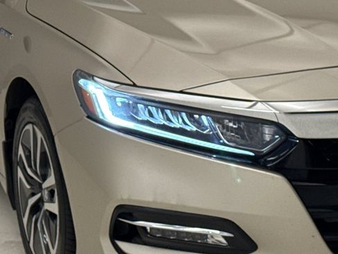 Used 2018 Honda Accord EX-L image 5