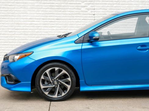 Used 2016 Scion iM Hatchback 4D image 13