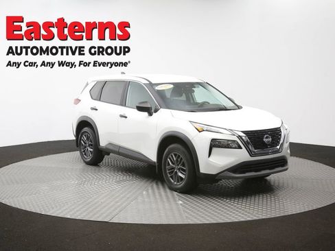 Used 2023 Nissan Rogue S AWD/4WD image 51