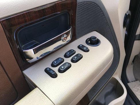 Used 2005 Ford F150 King Ranch AWD/4WD image 23
