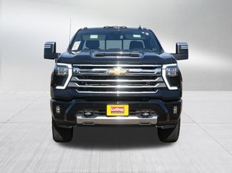 Used 2024 Chevrolet Silverado 3500 High Country w/ Z71 Off-Road Package AWD/4WD video 2