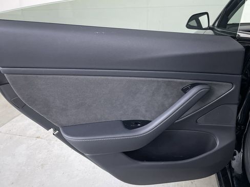 Used 2019 Tesla Model 3 Long Range AWD/4WD image 18