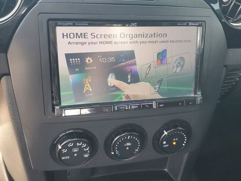 Used 2006 MAZDA MX-5 Miata Grand Touring image 22