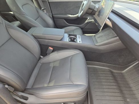 Used 2025 Tesla Model 3 Long Range AWD/4WD image 15
