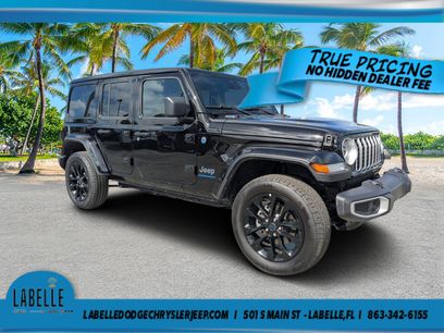 Used 2025 Jeep Wrangler Unlimited Sahara w/ Safety Group