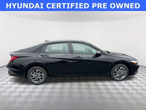 Certified 2025 Hyundai Elantra Blue image 4
