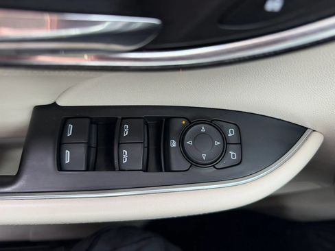 Used 2023 Buick Envision Preferred FWD image 23