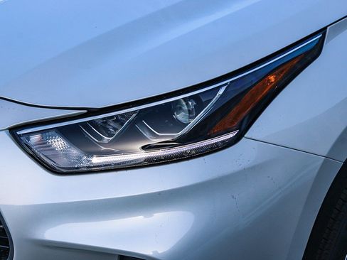 New 2026 Toyota Highlander Platinum AWD/4WD image 5