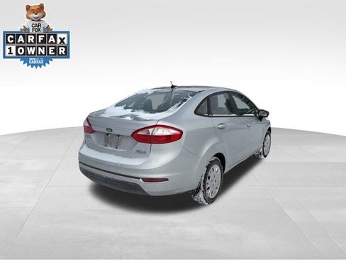 Used 2014 Ford Fiesta S image 5