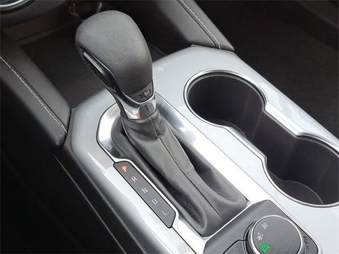 Used 2023 Chevrolet Blazer LT image 19