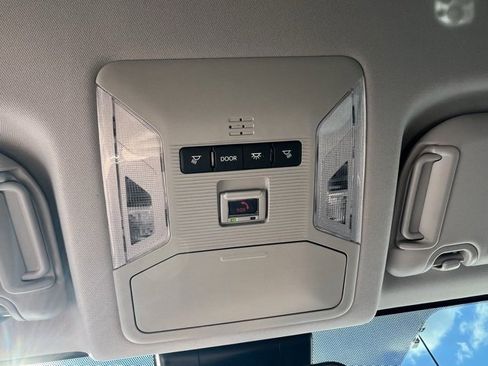 Used 2024 Toyota RAV4 XLE image 20