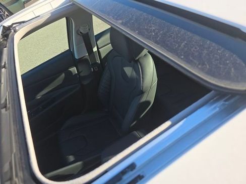 New 2025 Hyundai Elantra Limited w/ Cargo Package image 4