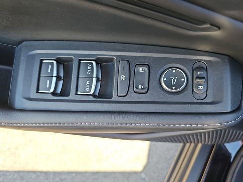 Used 2025 Honda Accord Sport image 32