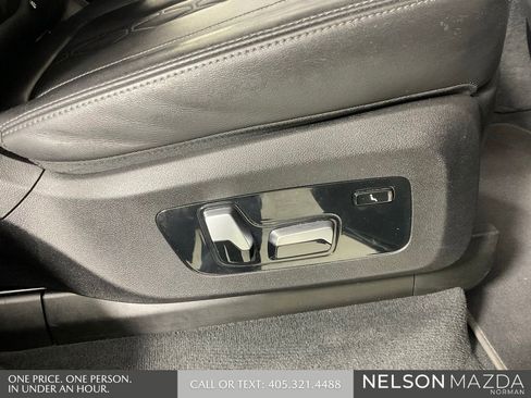 Used 2022 BMW X7 M50i w/ Luxury Seating Package AWD/4WD image 34