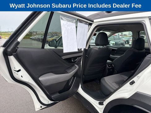 Used 2023 Subaru Outback Onyx Edition AWD/4WD image 25