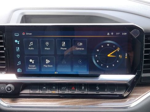Certified 2023 Chevrolet Silverado 1500 LT w/ Z71 Off-Road Package AWD/4WD image 21