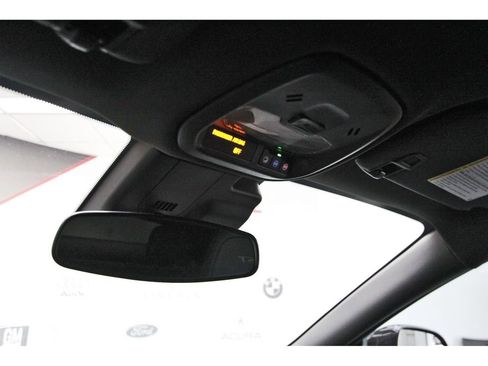 Used 2024 Buick Envista Sport Touring w/ Convenience I Package FWD image 22