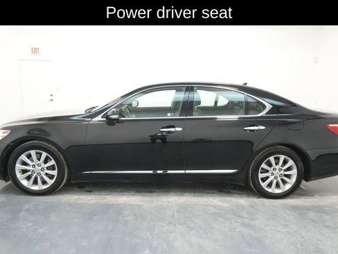 Used 2011 Lexus LS 460 AWD w/ Luxury Value Edition image 4