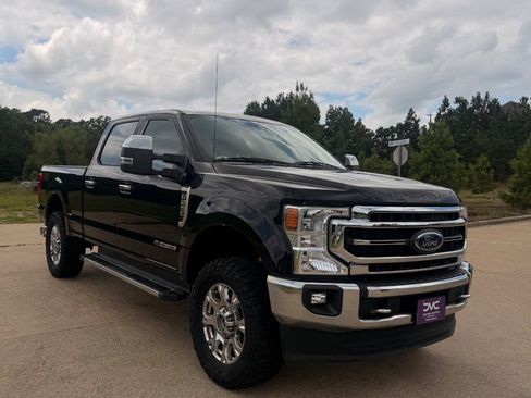 Used 2021 Ford F250 Lariat w/ Chrome Package AWD/4WD image 3