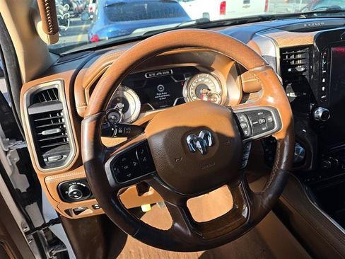 Used 2019 RAM 1500 Limited AWD/4WD image 16
