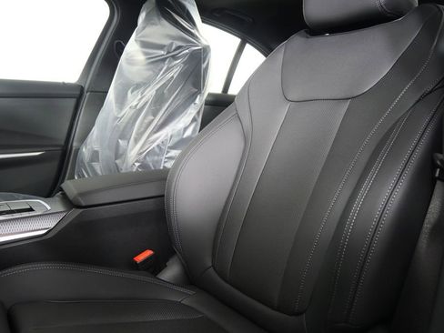 New 2026 BMW 330i Sedan w/ M Sport Package image 11