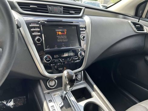 Used 2024 Nissan Murano SV FWD image 25