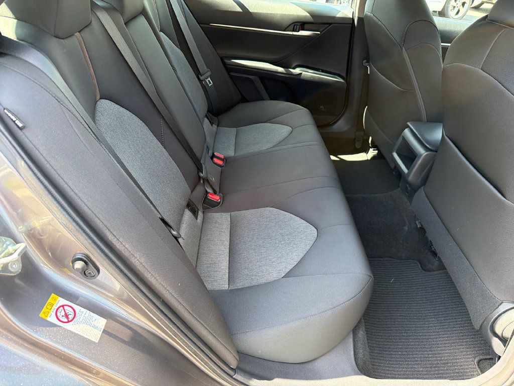 Used 2019 Toyota Camry LE w/ Convenience Package FWD image 17