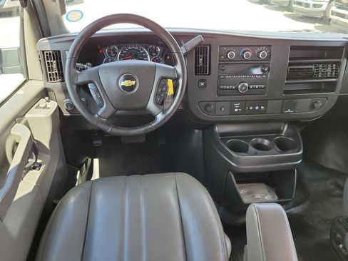 Used 2021 Chevrolet Express 2500 w/ Driver Convenience Package RWD image 19