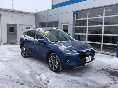 Used 2023 Ford Escape Platinum w/ Class II Trailer Tow Package