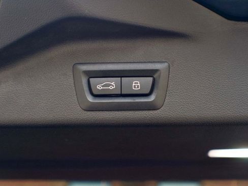 Used 2024 BMW X5 M60i image 52